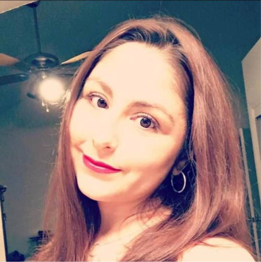 Meet your Posher, Maribel